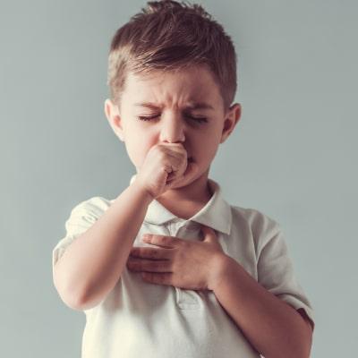 معرفی 12 راهکار برای درمان سرفه کودکان در خانه