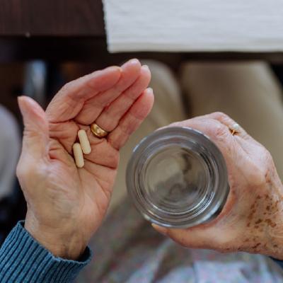 بهترین مکمل‌ها برای تقویت حافظه سالمندان