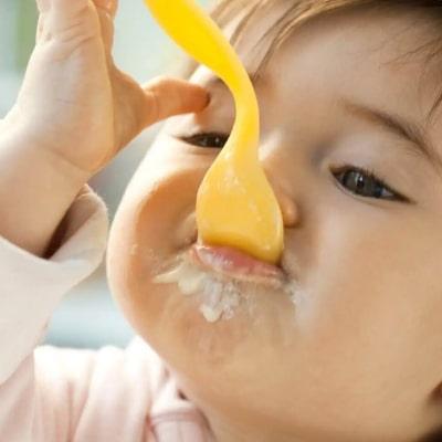 بهترین مواد غذایی برای تقویت رشد مغزی نوزادان 6 تا 12 ماهه