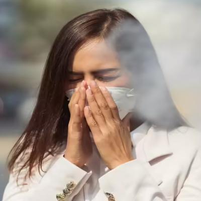 مشکلات پوستی ناشی از آلودگی هوا؛ چهره شما را 10 سال پیرتر می‌کند!